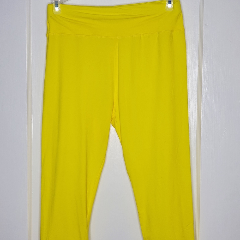 ✨️5 for $25✨️ Yellow High Waist Cropped Leggings